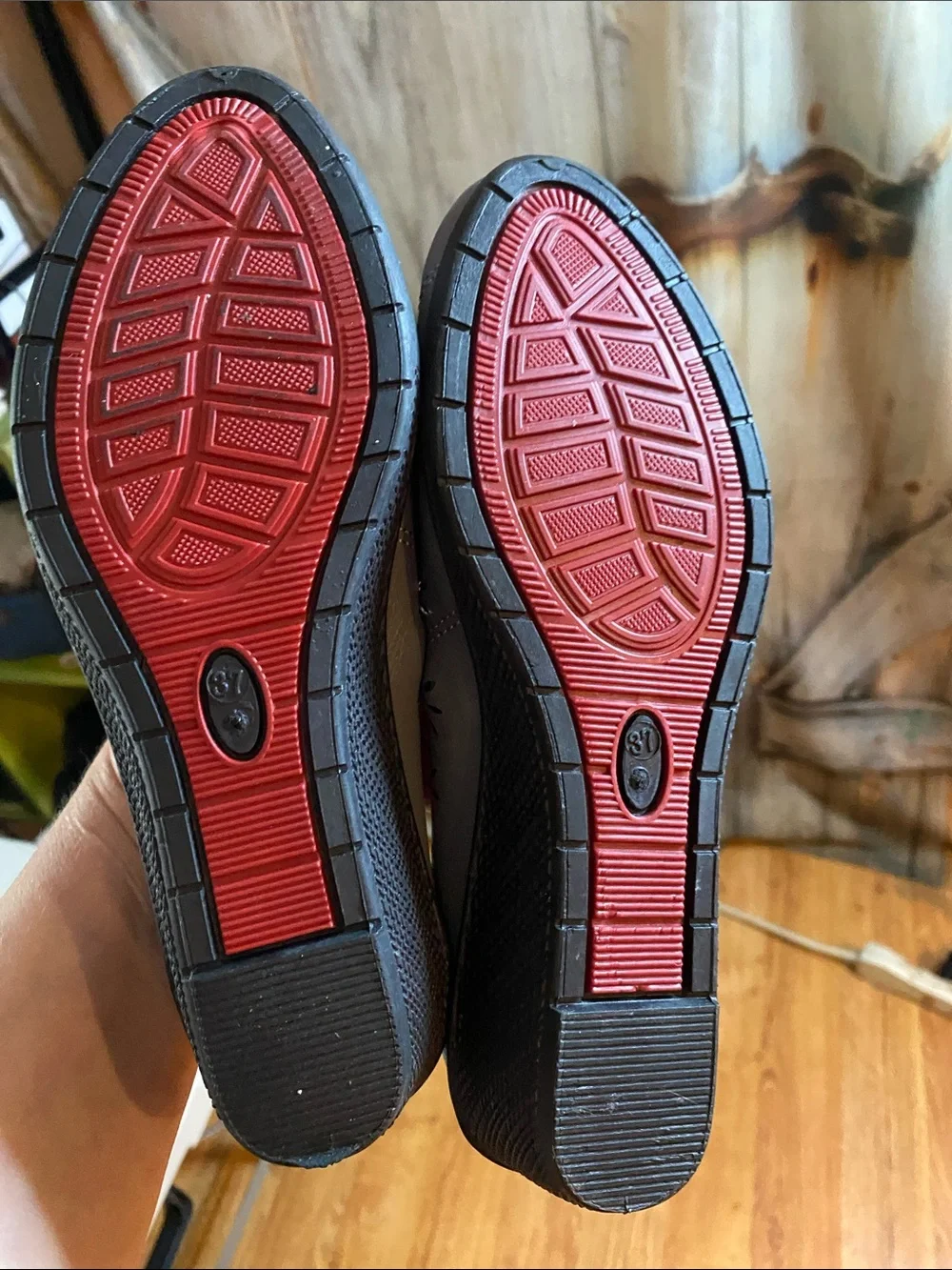 Women's Gray Cutout Ballet Flats — Comfortable Everyday Slip-Ons
